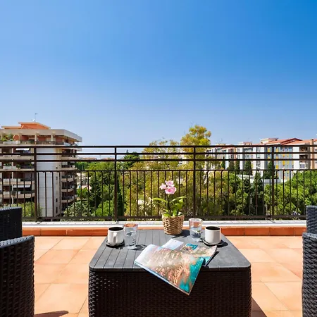 10' From The Sea, Elegant Penthouse With Terrace 卡利亚里