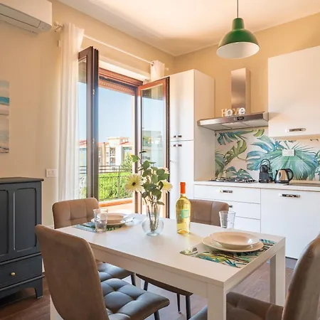 10' From The Sea, Elegant Penthouse With Terrace 公寓 卡利亚里
