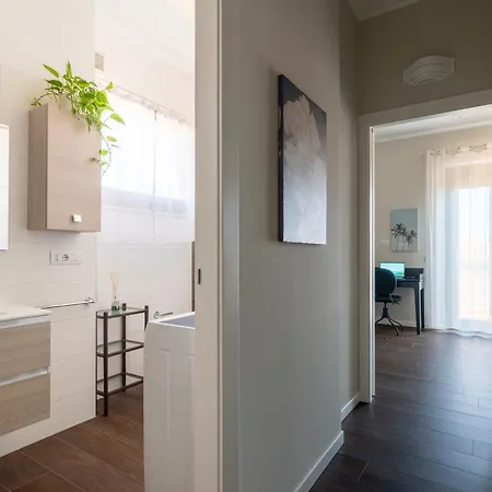 10' From The Sea, Elegant Penthouse With Terrace *