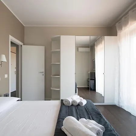 10' From The Sea, Elegant Penthouse With Terrace 公寓