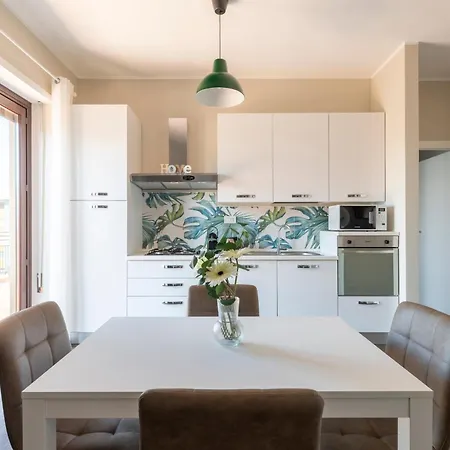 10' From The Sea, Elegant Penthouse With Terrace 公寓 *
