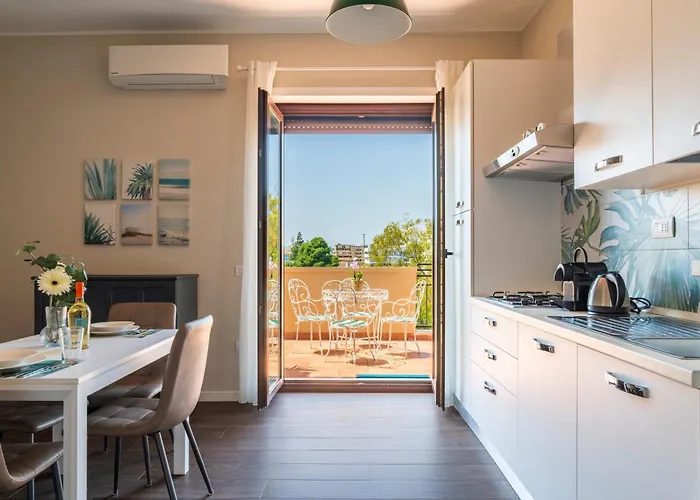 10' From The Sea, Elegant Penthouse With Terrace Apartamento Cagliari