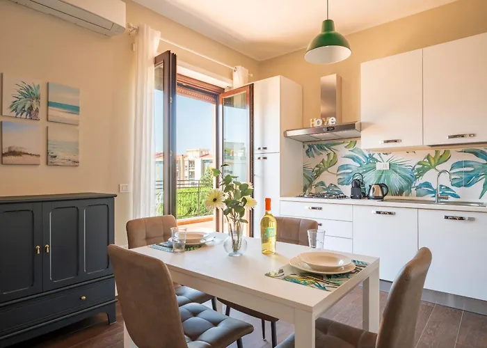 10' From The Sea, Elegant Penthouse With Terrace Apartamento Cagliari