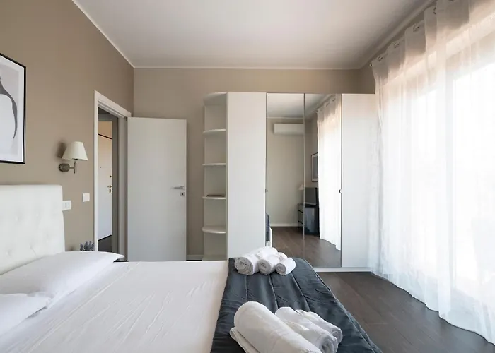 10' From The Sea, Elegant Penthouse With Terrace Apartamento