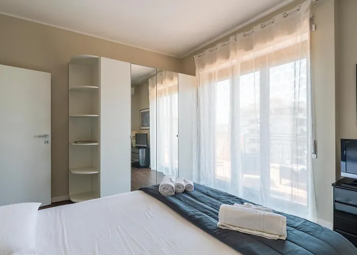 10' From The Sea, Elegant Penthouse With Terrace