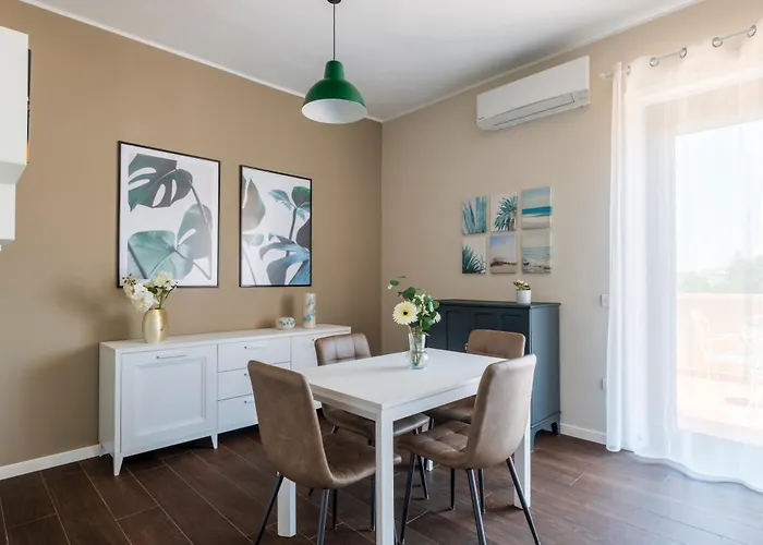 10' From The Sea, Elegant Penthouse With Terrace Apartamento *